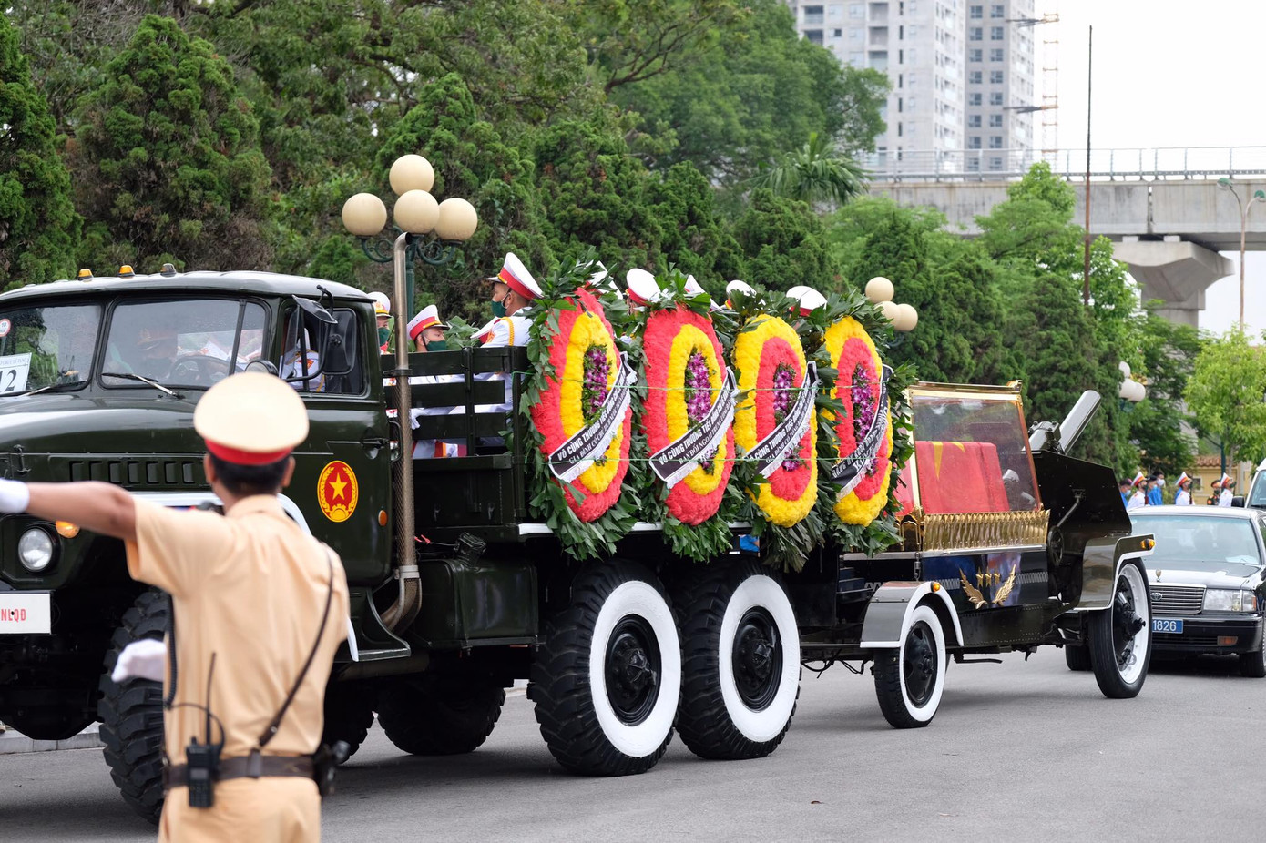 Lễ an táng nguyên Tổng Bí thư Lê Khả Phiêu ảnh 9