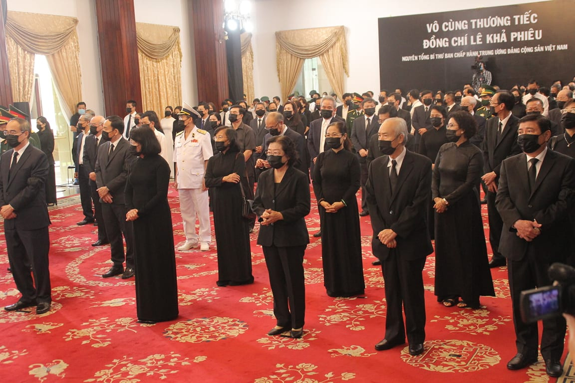 Cử hành trọng thể lễ truy điệu nguyên Tổng Bí thư Lê Khả Phiêu ảnh 16
