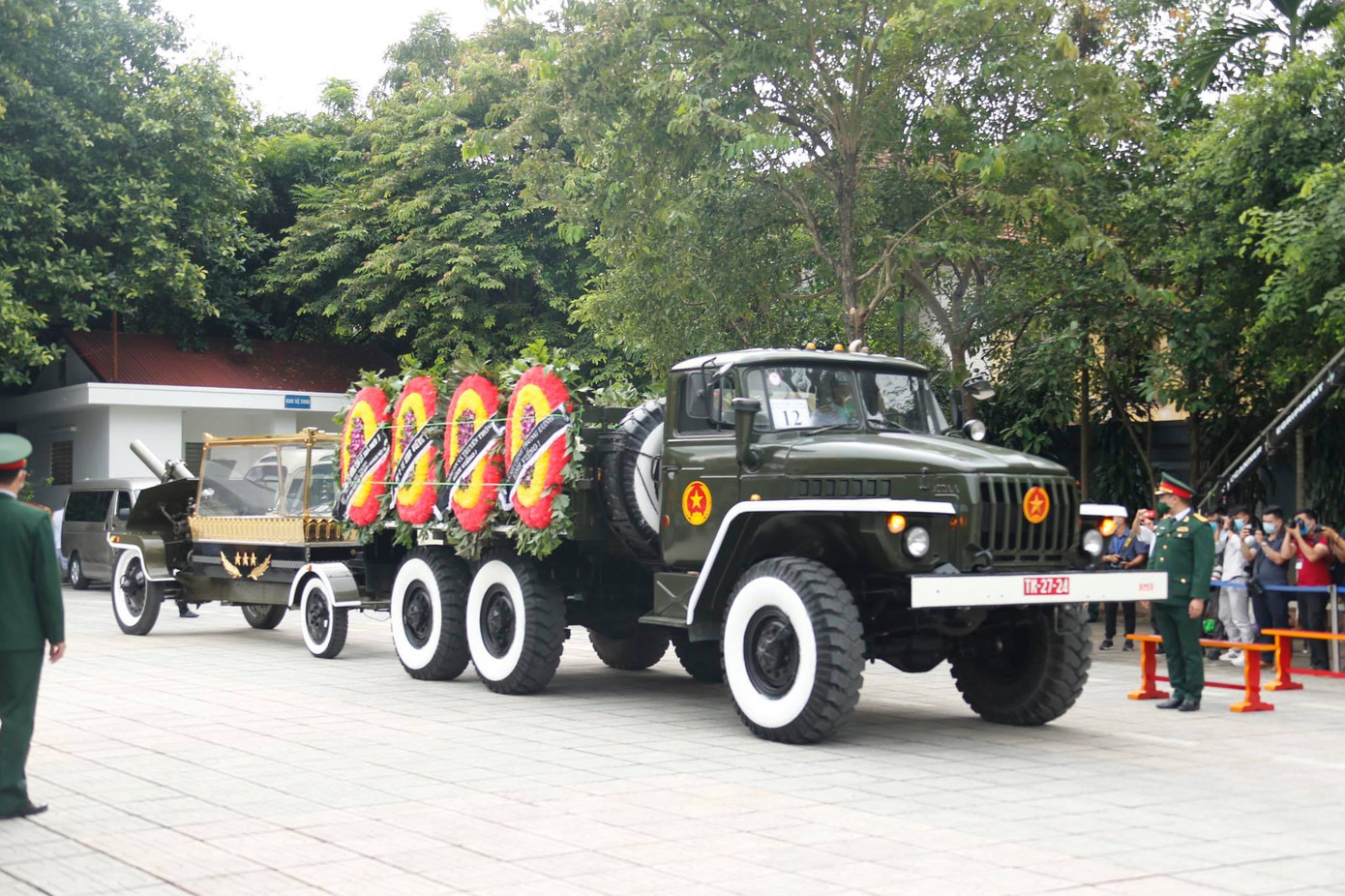 Cử hành trọng thể lễ truy điệu nguyên Tổng Bí thư Lê Khả Phiêu ảnh 22