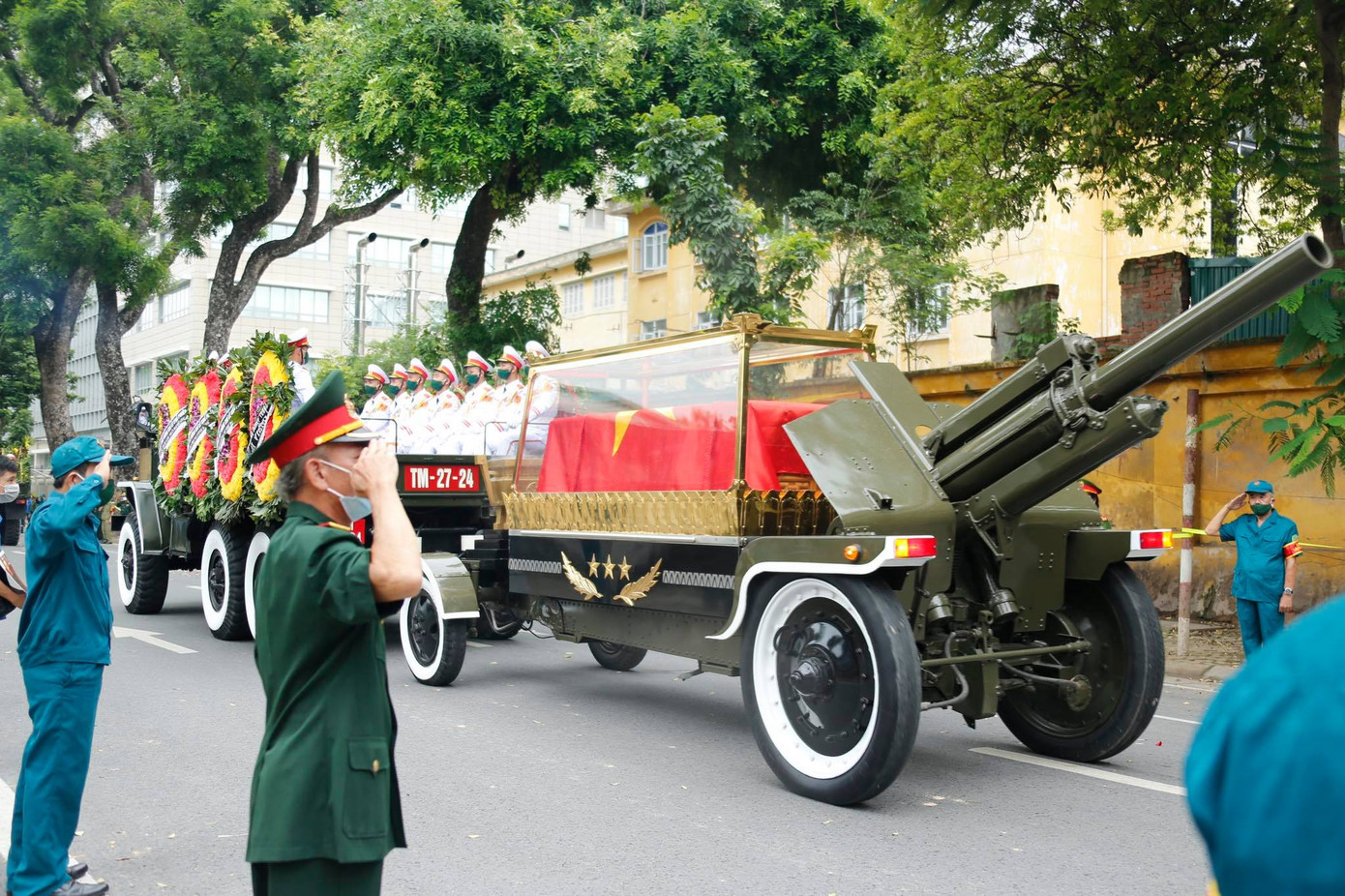 Lễ an táng nguyên Tổng Bí thư Lê Khả Phiêu ảnh 26