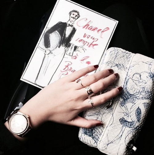 Fashionista Việt đầu tiên vinh dự góp mặt ở thảm đỏ Met Gala là ai? ảnh 12