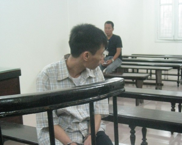 Siêu lừa trước tòa. Siêu lừa trước tòa