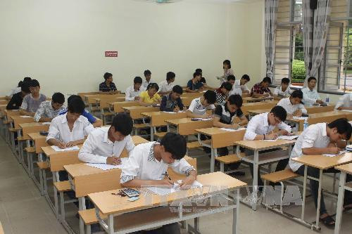 Kỳ tuyển sinh tại Hội đồng thi trường Đại học Nông nghiệp Hà Nội năm 2013. (Ảnh: Minh Quyết/TTXVN)