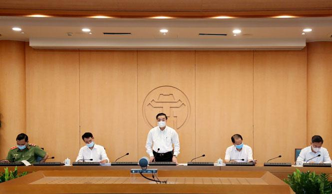 Chủ tịch UBND thành phố Chu Ngọc Anh, Trưởng ban Chỉ đạo chủ trì cuộc họp (Ảnh: HNM) Chủ tịch UBND thành phố Chu Ngọc Anh, Trưởng ban Chỉ đạo chủ trì cuộc họp (Ảnh: HNM)