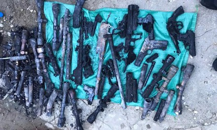 Phát hiện 3 thi thể trên tay cầm súng ở 'sào huyệt ma túy' Tà Dề ảnh 2