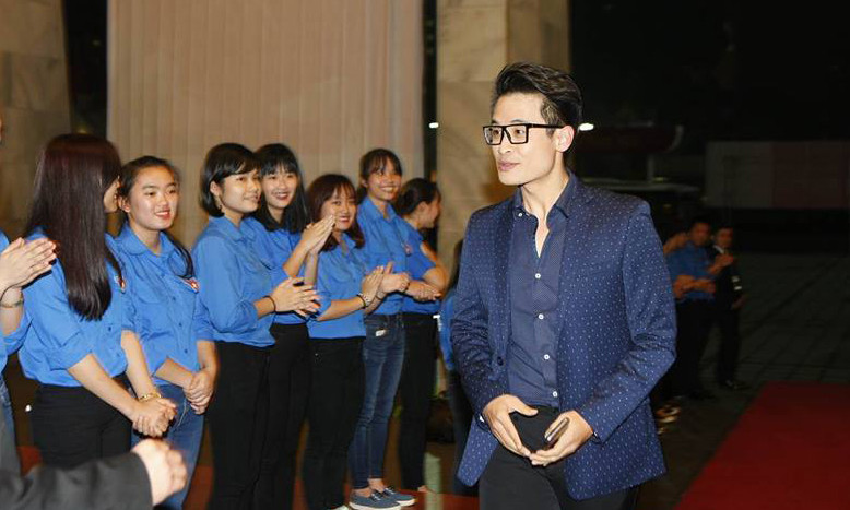 Công bố 10 Gương mặt trẻ Việt Nam tiêu biểu 2015 ảnh 7