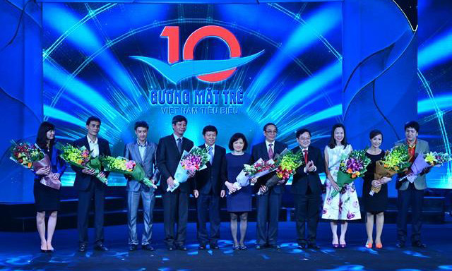 Công bố 10 Gương mặt trẻ Việt Nam tiêu biểu 2015 ảnh 28