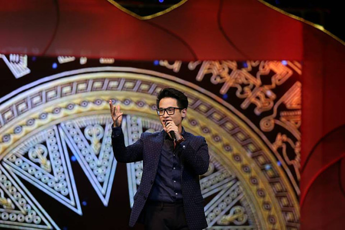 Công bố 10 Gương mặt trẻ Việt Nam tiêu biểu 2015 ảnh 27