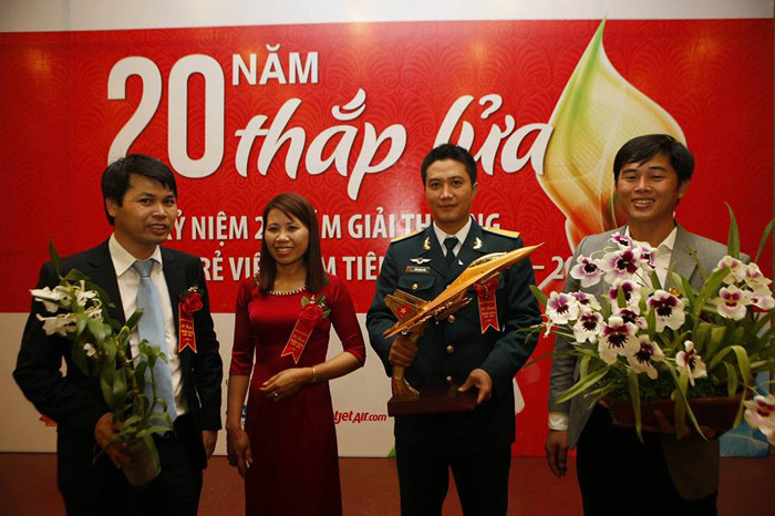 Công bố 10 Gương mặt trẻ Việt Nam tiêu biểu 2015 ảnh 8