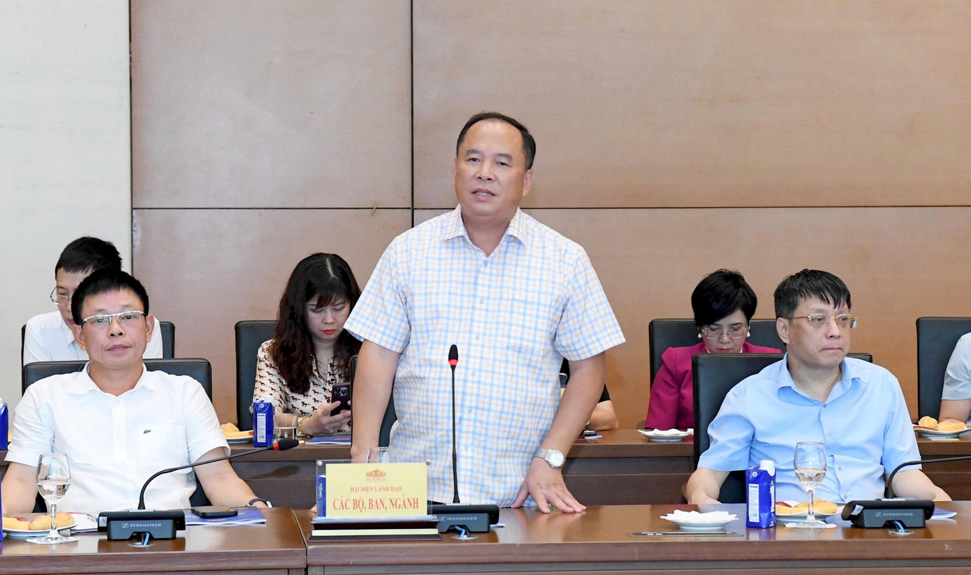 Tổng Biên tập Báo Quân đội Nhân dân Đoàn Xuân Bộ phát biểu tại cuộc gặp mặt. Ảnh: Lâm Hiển Tổng Biên tập Báo Quân đội Nhân dân Đoàn Xuân Bộ phát biểu tại cuộc gặp mặt. Ảnh: Lâm Hiển