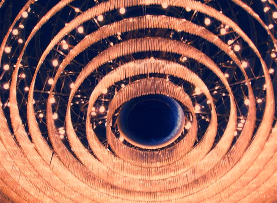 Sòng bạc Sands Macao mở cửa vào năm 2004 và thu hồi 265 triệu chi phí xây dựng chỉ trong vòng có 1 năm.