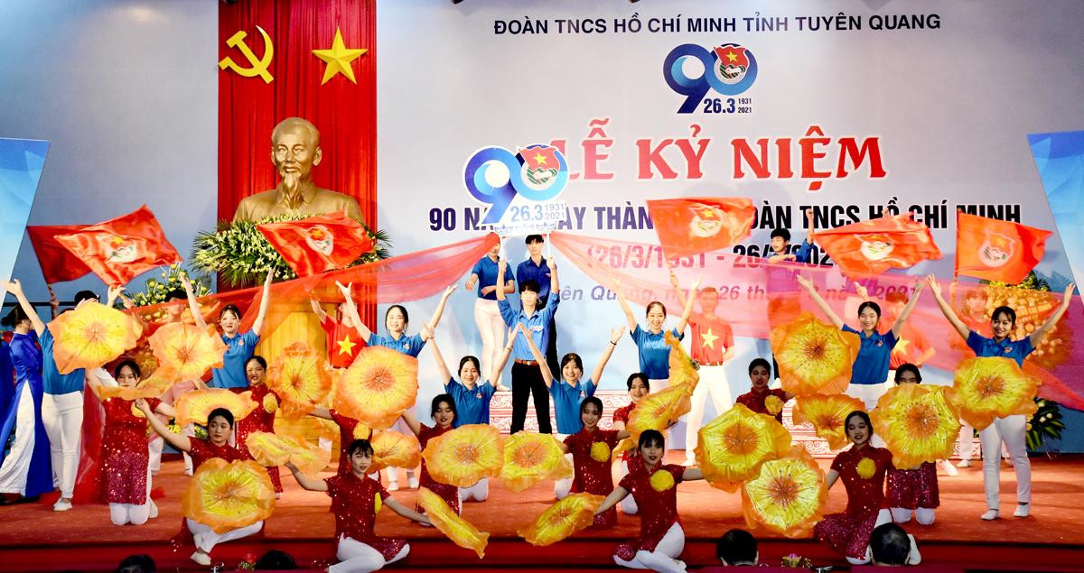 Các tiết mục văn nghệ tại Lễ Kỷ niệm