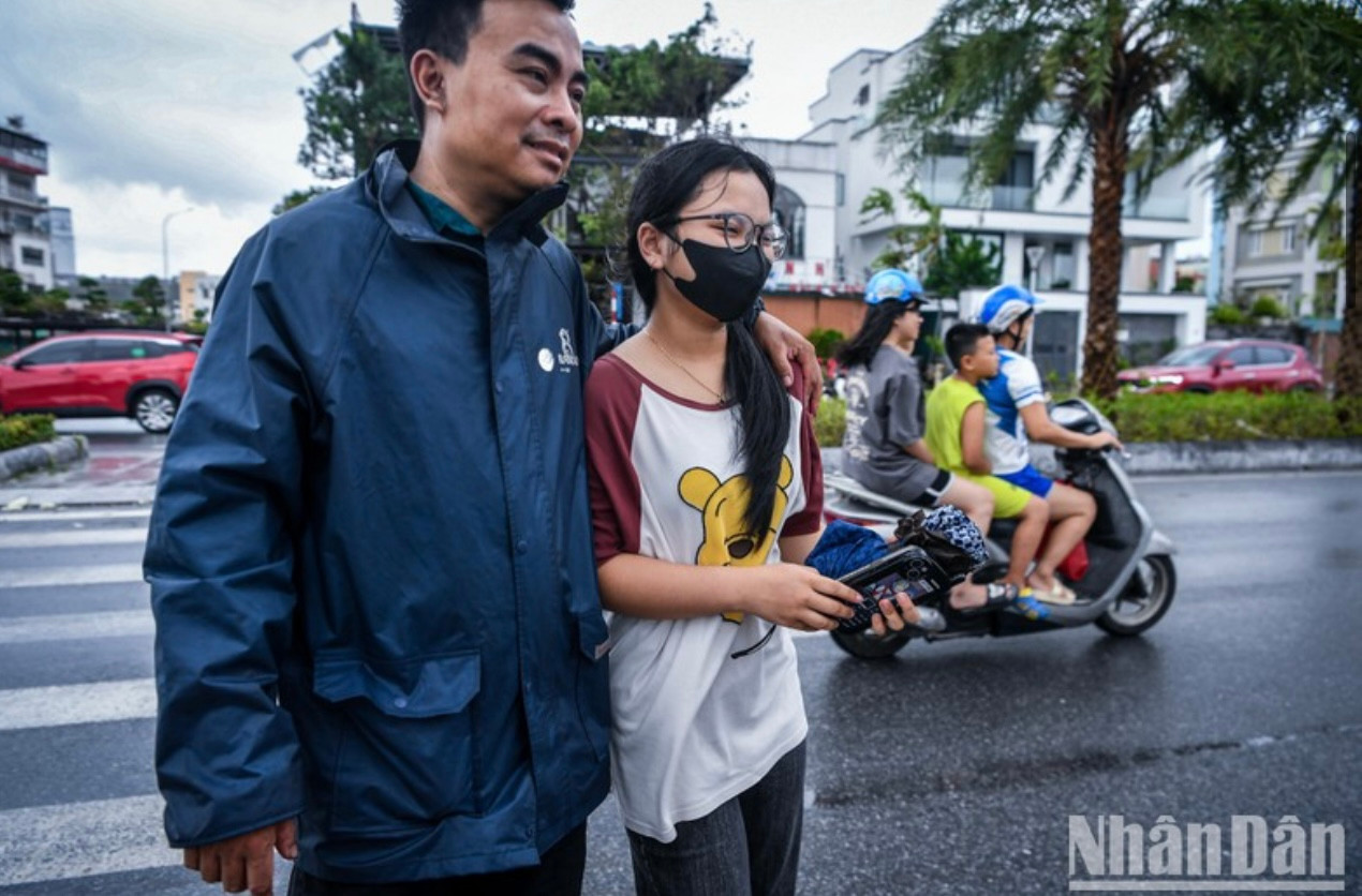 Niềm vui đoàn tụ.