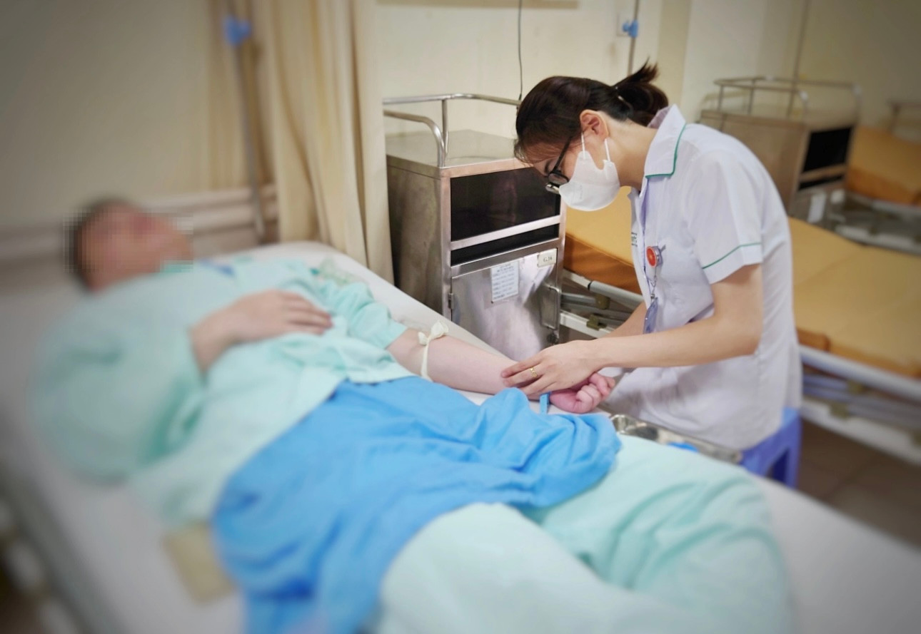 Bệnh nhân được theo dõi 5 ngày sau ca phẫu thuật (Ảnh: Bác sĩ cung cấp).