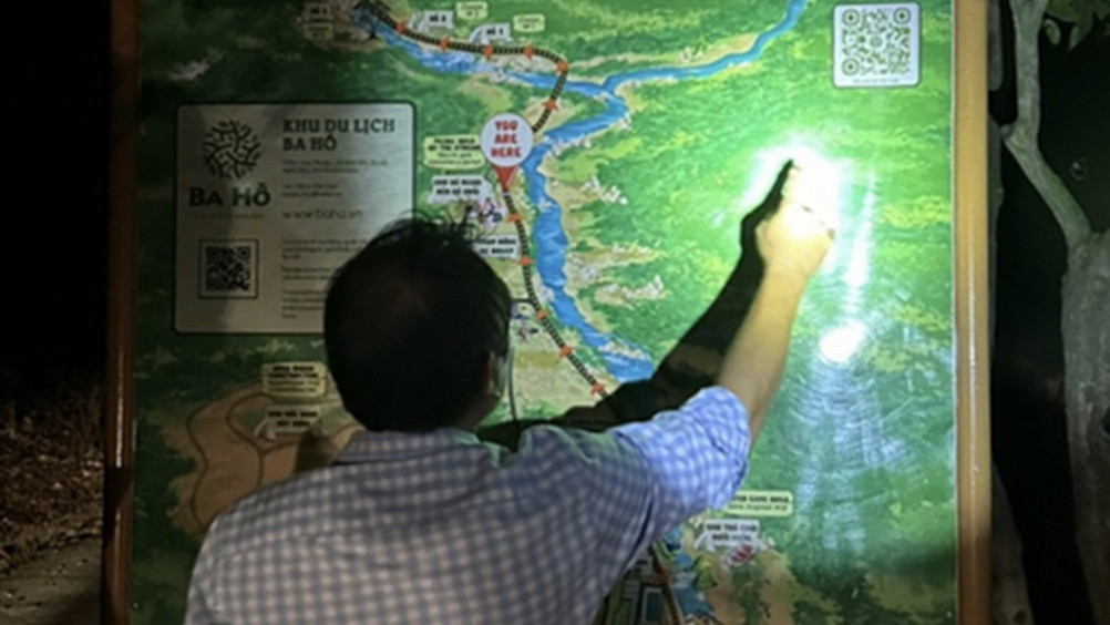 Lực lượng chức năng khoanh vùng vị trí anh Trung mất tích để tìm kiếm (Ảnh: Phú Khánh). Lực lượng chức năng khoanh vùng vị trí anh Trung mất tích để tìm kiếm (Ảnh: Phú Khánh).