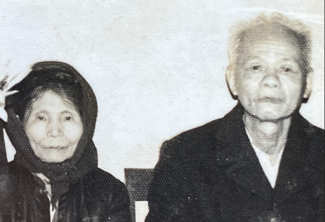 Cụ ông Nguyễn Văn Đỉnh và cụ bà Nguyễn Thị Sâm.