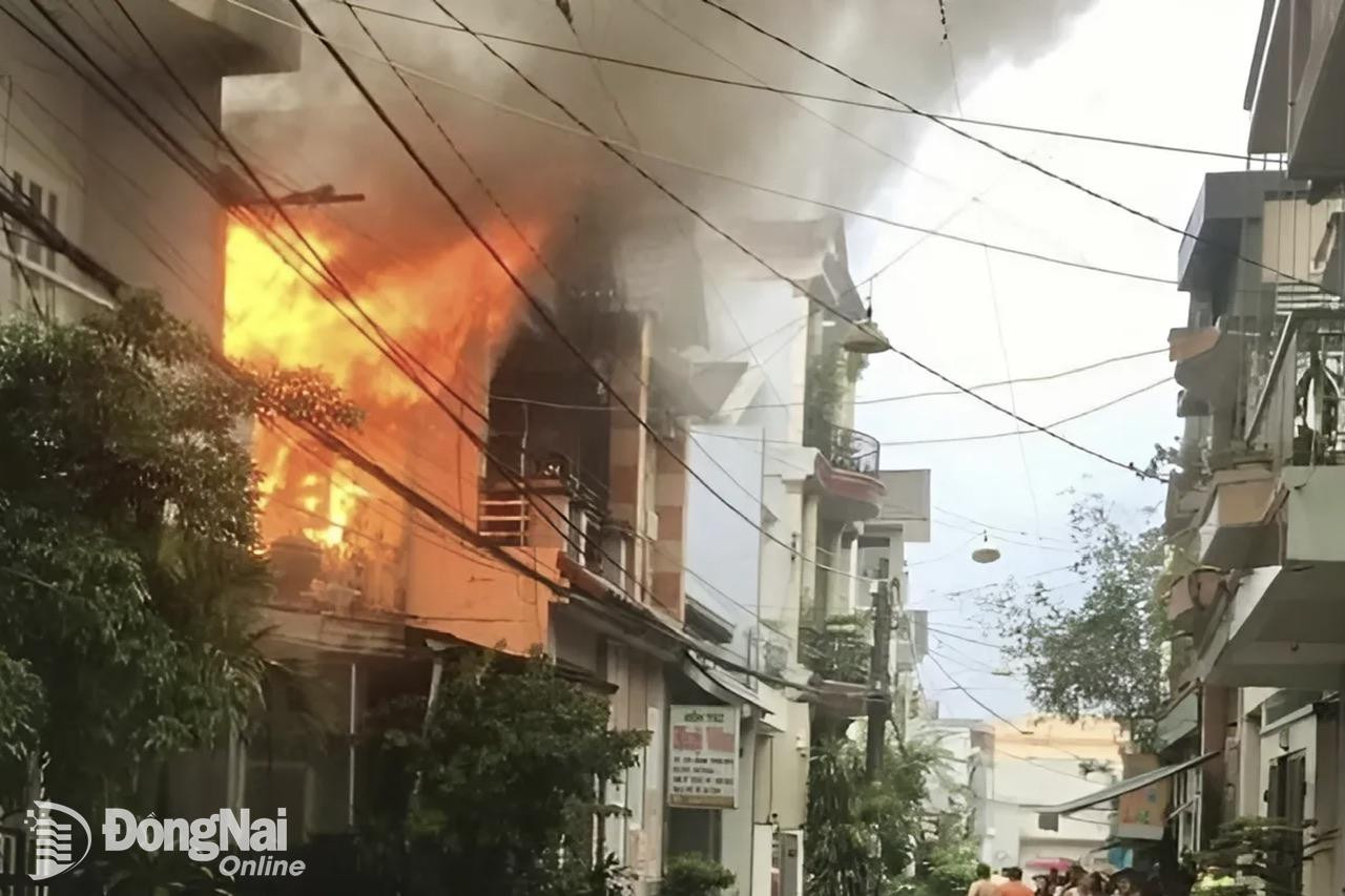 Hiện trường đám cháy. Ảnh: CTV Hiện trường đám cháy. Ảnh: CTV