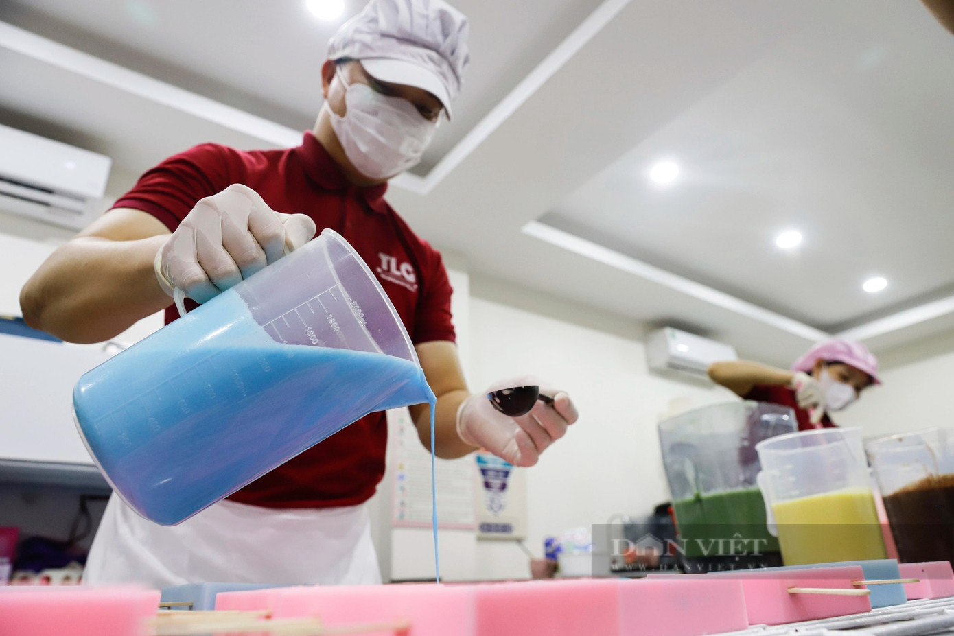 Thời gian làm ra một chiếc kem địa danh khoảng từ 2-4 tiếng.