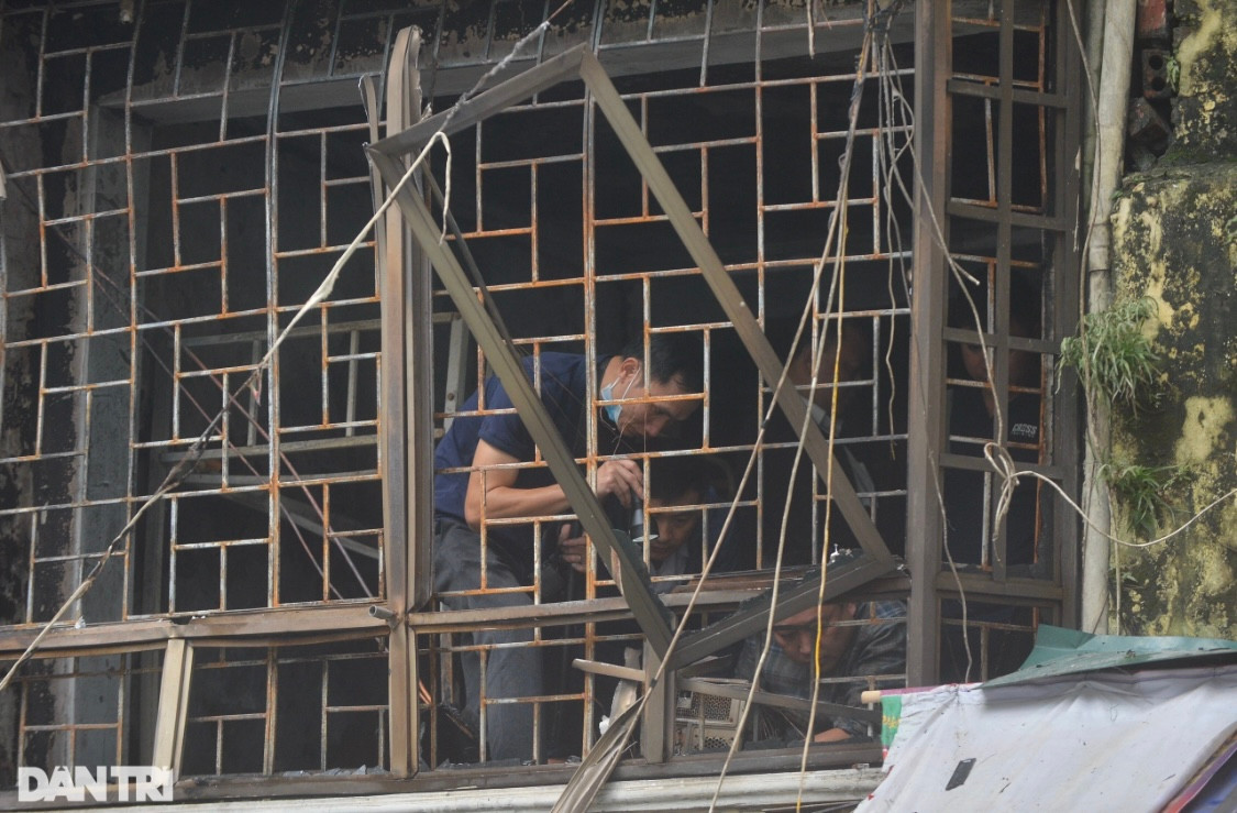 Theo nhân chứng, khu vực chuồng cọp tại tầng 2 của ngôi nhà là nơi bắt nguồn của vụ cháy.