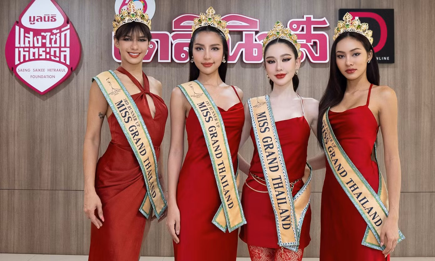 Malin Chara-anan bị chê ăn mặc thảm họa.