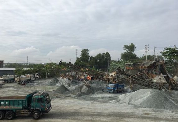 Khai thác đá gây ô nhiễm, một công ty ở Bình Dương bị phạt 155 triệu đồng ảnh 1