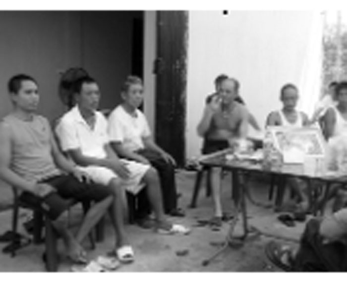 ...và cơ sở cai tự nguyện của bố con anh Nguyễn Tiến Đức, ở huyện Khoái Châu (Hưng Yên)