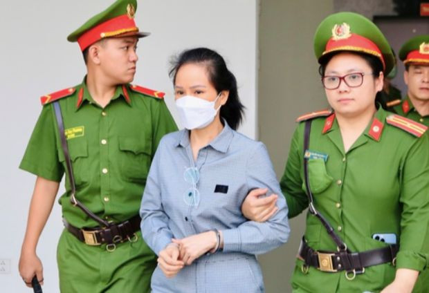 Bị cáo Nguyễn Thị Hương Lan Bị cáo Nguyễn Thị Hương Lan