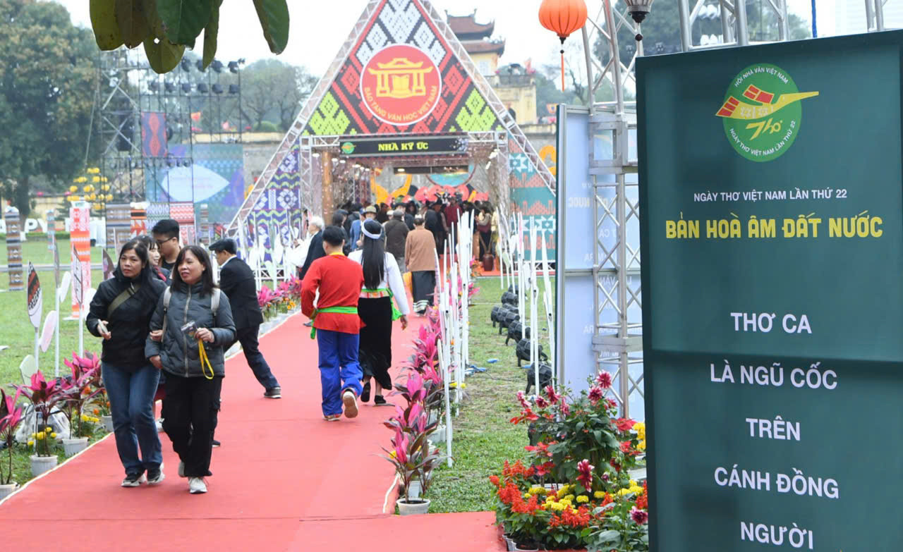 Trong 22 lần tổ chức trước, Ngày thơ Việt Nam đều diễn ra tại thủ đô Hà Nội.