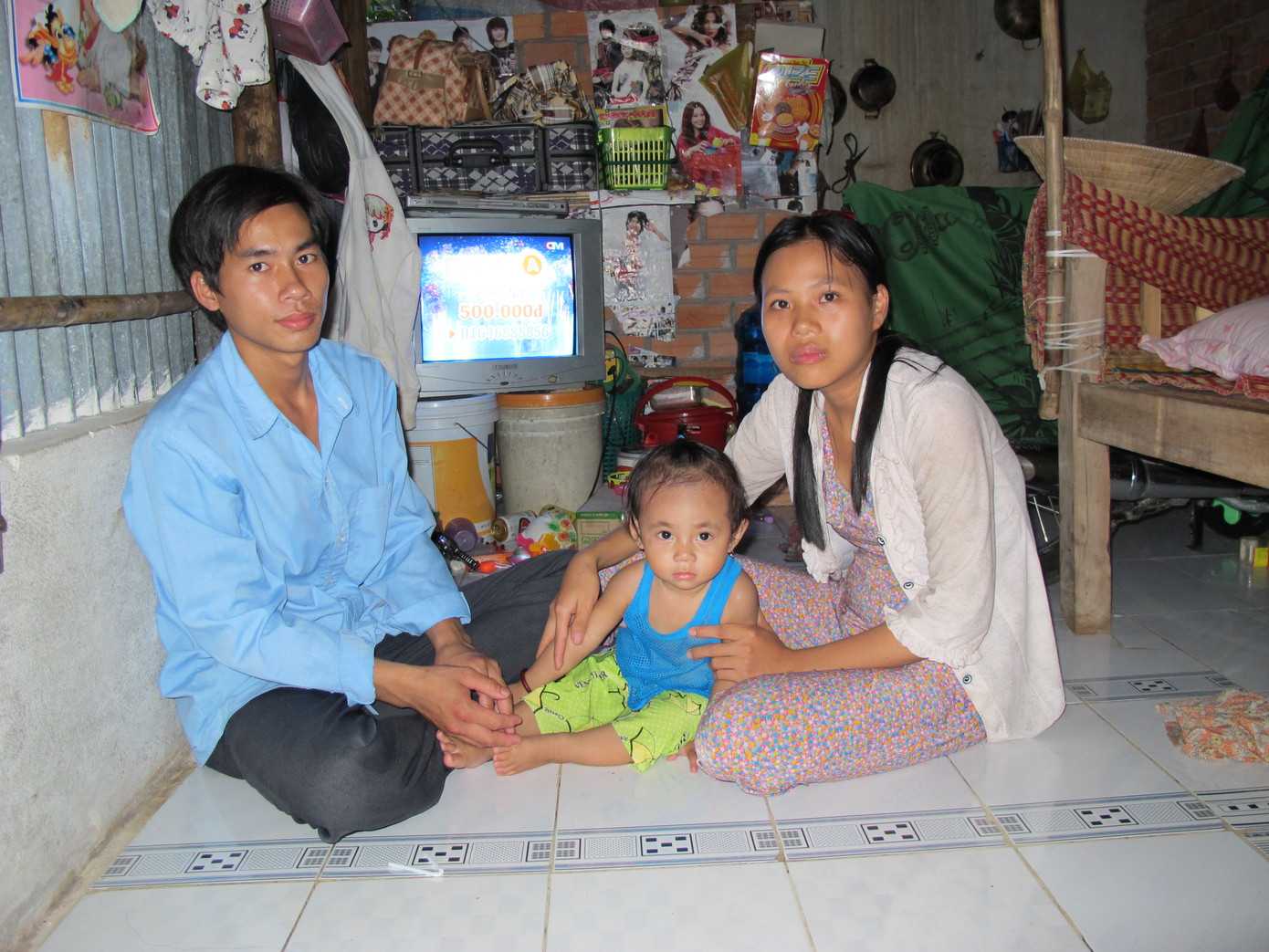 Vợ chồng công nhân Lê Văn Sấn và Trần Mỹ Duyên