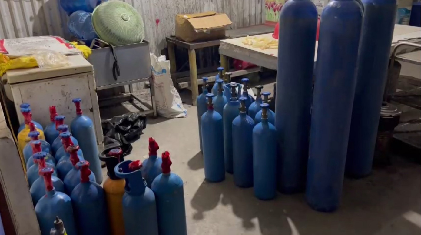 Hạ Long xuất hiện nhiều kho chứa khí cười N2O.