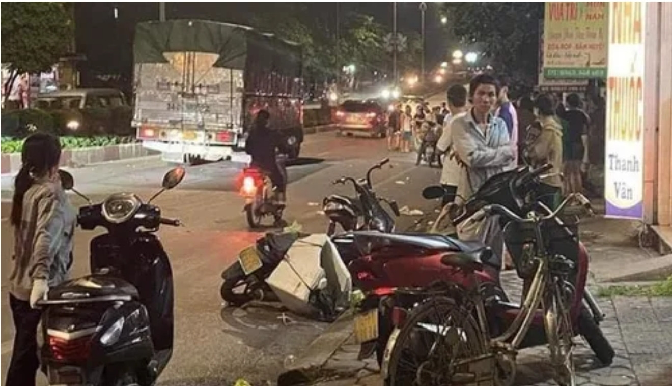 Hiện trường vụ tai nạn giao thông chết người liên quan đến Chủ tịch phường Trưng Vương, TP Uông Bí tối 9/6.