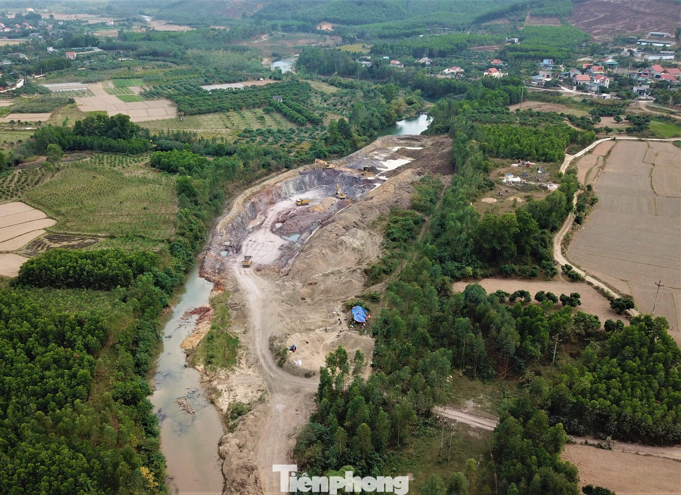 Ngay sau khi Tiền Phong phản ánh sự việc, ngày 8/1, UBND tỉnh Quảng Ninh đã yêu cầu UBND TX Đông Triều xác minh làm rõ và có biện pháp xử lý kịp thời.