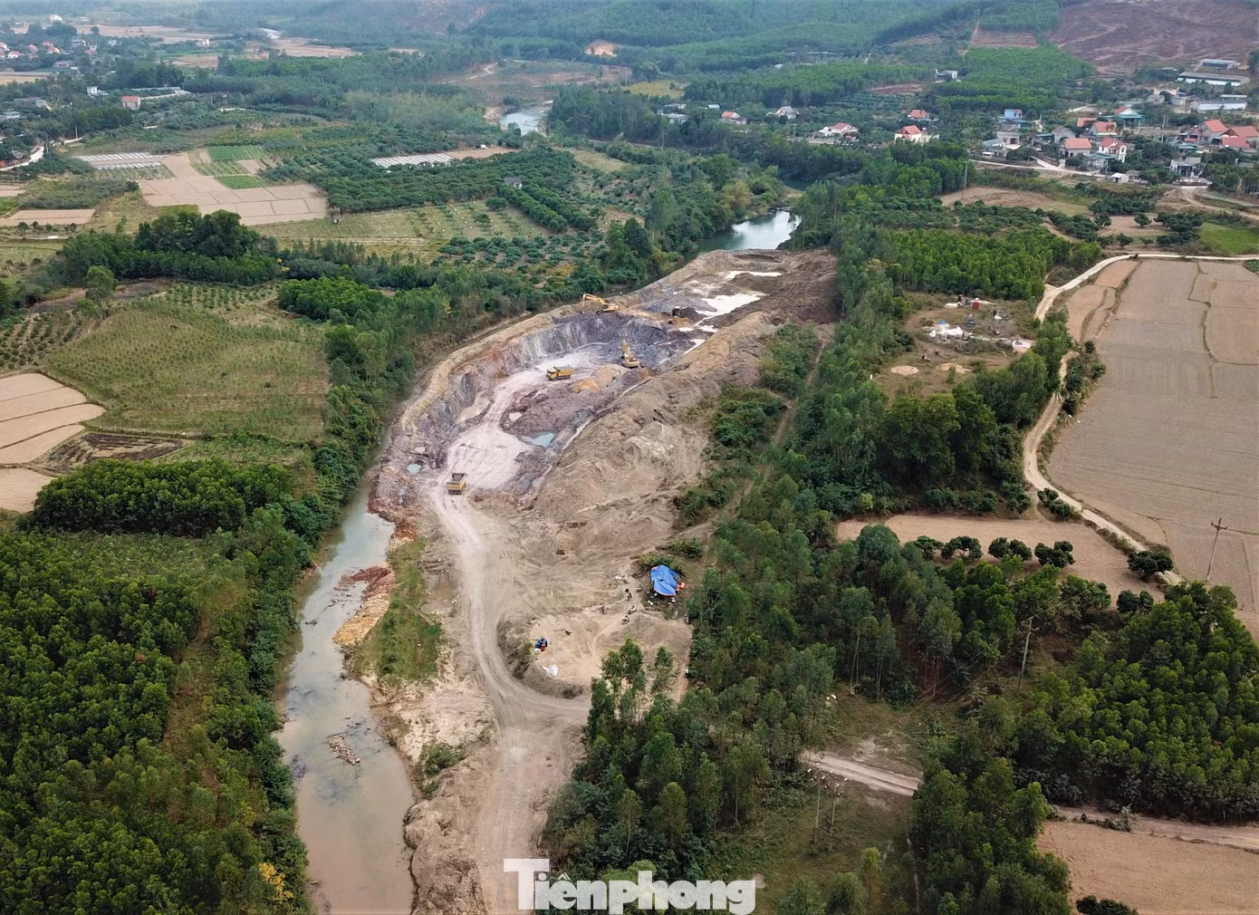 Ngay sau khi Tiền Phong phản ánh sự việc, ngày 8/1, UBND tỉnh Quảng Ninh đã yêu cầu UBND TX Đông Triều xác minh làm rõ và có biện pháp xử lý kịp thời.
