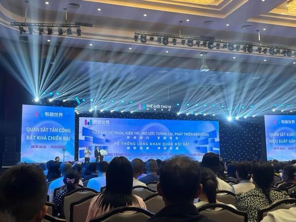 Theo đơn vị tổ chức, đây là do lỗi dịch thuật gây hiểu nhầm.