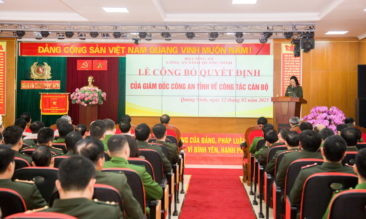 9 cán bộ trên đều tự nguyện có đơn xin nghỉ trước hạn tuổi công tác hưởng chế độ hưu trí.