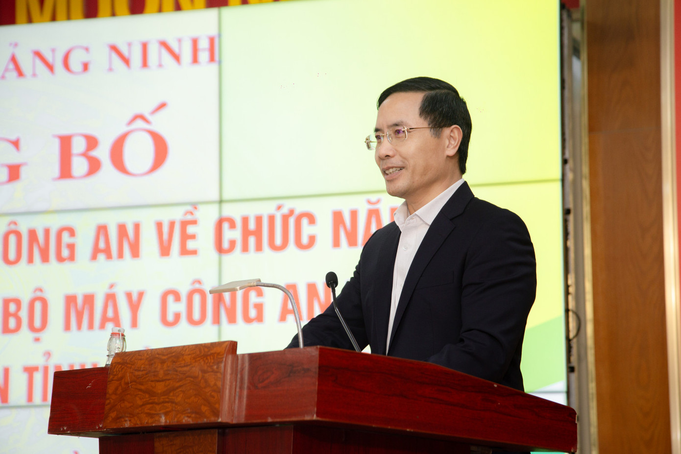 Ông Phạm Đức Ấn, Phó Bí thư Tỉnh uỷ, Chủ tịch UBND tỉnh phát biểu chỉ đạo.