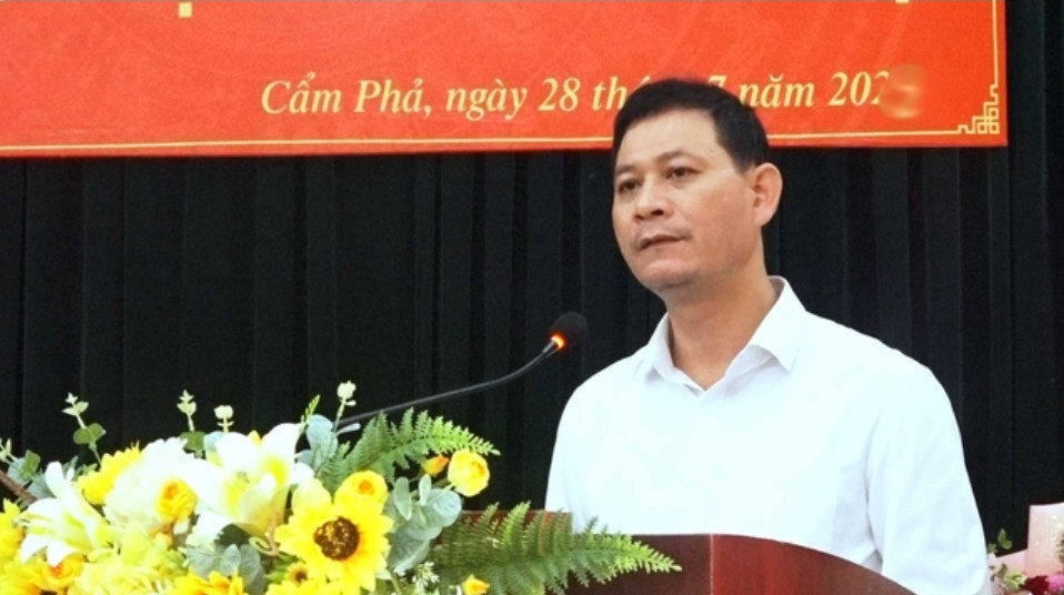 Ông Nguyễn Công Thọ bị khởi tố, bắt tạm giam liên quan đến vụ án "bảo kê" nuôi trồng thủy sản trên vịnh Bái Tử Long.