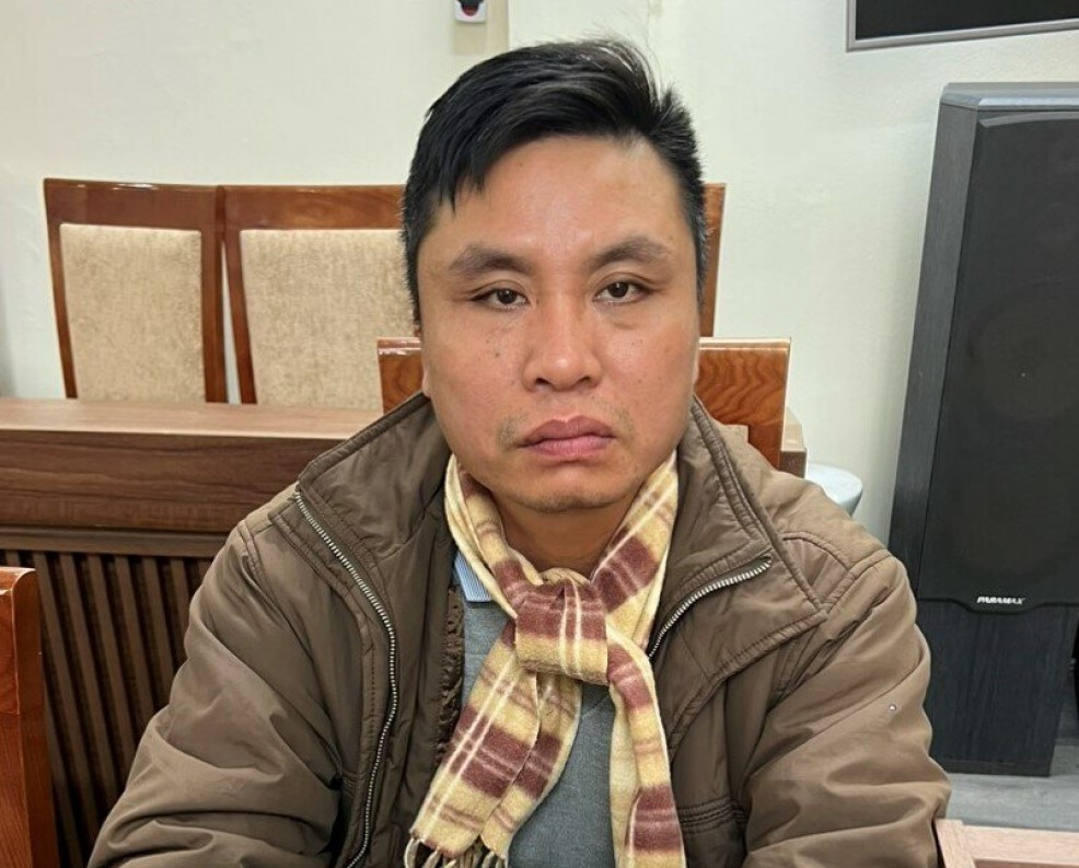 Đối tượng Nguyễn Văn Tuấn tại cơ quan công an.