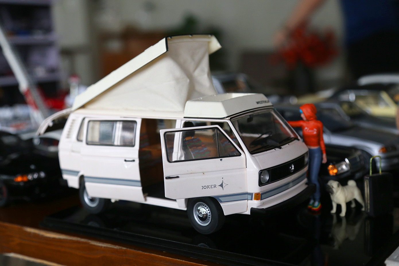 Hoặc những xe dạng mobihome Hoặc những xe dạng mobihome