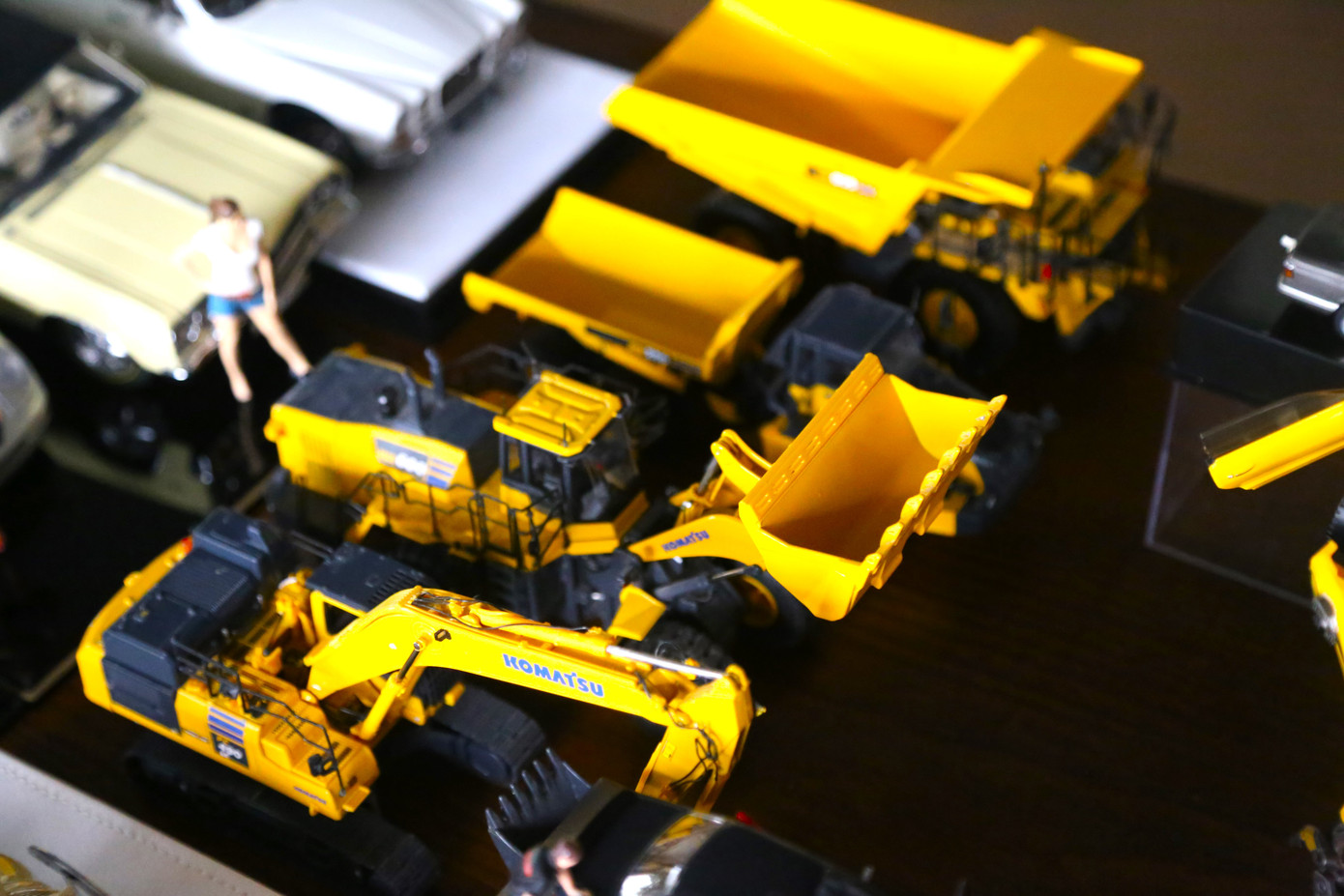 Những chiếc máy múc, máy xúc biểu tượng của vùng mỏ cũng được các thành viên đam mê sưu tầm. Những chiếc máy múc, máy xúc biểu tượng của vùng mỏ cũng được các thành viên đam mê sưu tầm.