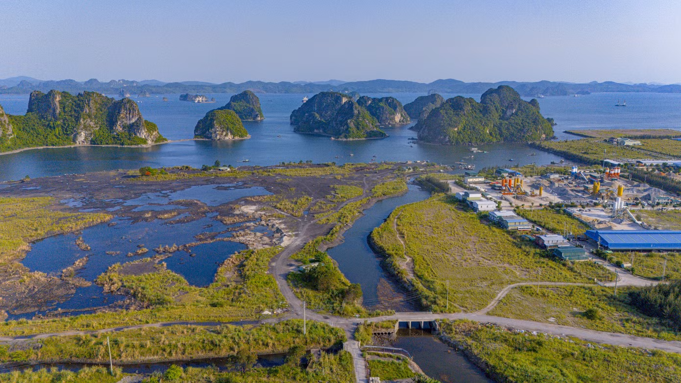 Dự kiến nhà máy điện khí LNG sẽ đi vào hoạt động trong quý III/2027. Dự kiến nhà máy điện khí LNG sẽ đi vào hoạt động trong quý III/2027.