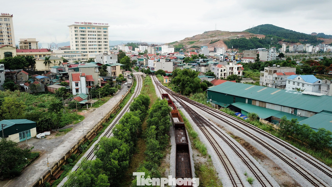 Gần 3.000 hộ dân nằm trong vùng dự án bị ảnh hưởng kéo dài gần 20 năm chưa được giải quyết.