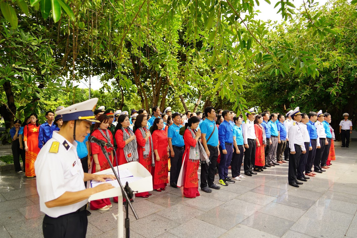 Trong 17 năm qua, hành trình đã đưa hàng nghìn cán bộ, đoàn viên, thanh niên tiêu biểu ra thăm hỏi, động viên quân dân huyện đảo Trường Sa và cán bộ, chiến sĩ Nhà giàn DK1.