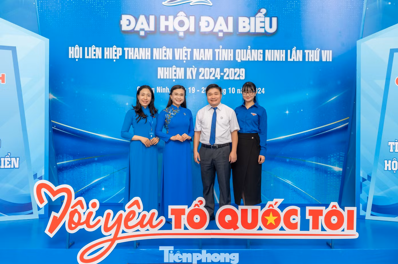Trong nhiệm kỳ XII, thế hệ thanh niên Quảng Ninh xác định tiếp tục phát huy truyền thống yêu nước thông qua phong trào “Tôi yêu Tổ quốc tôi” và thực hiện các chiến dịch, hành động cụ thể như Thanh niên Quảng Ninh xung kích, tình nguyện vì cuộc sống cộng đồng; Thanh niên Quảng Ninh tham gia bảo tồn, phát huy bản sắc văn hóa dân tộc, phát triển văn hóa, con người giàu bản sắc Quảng Ninh; Thanh niên Quảng Ninh đoàn kết, hội nhập; Thanh niên Quảng Ninh sáng tạo, khởi nghiệp… Trong nhiệm kỳ XII, thế hệ thanh niên Quảng Ninh xác định tiếp tục phát huy truyền thống yêu nước thông qua phong trào “Tôi yêu Tổ quốc tôi” và thực hiện các chiến dịch, hành động cụ thể như Thanh niên Quảng Ninh xung kích, tình nguyện vì cuộc sống cộng đồng; Thanh niên Quảng Ninh tham gia bảo tồn, phát huy bản sắc văn hóa dân tộc, phát triển văn hóa, con người giàu bản sắc Quảng Ninh; Thanh niên Quảng Ninh đoàn kết, hội nhập; Thanh niên Quảng Ninh sáng tạo, khởi nghiệp…