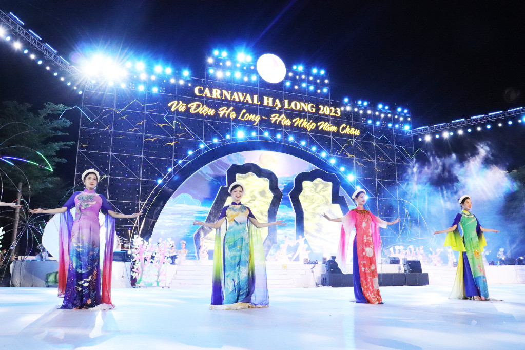 Carnaval Hạ Long đã trở thành sự kiện thường niên, là thương hiệu văn hóa du lịch riêng có của Quảng Ninh.