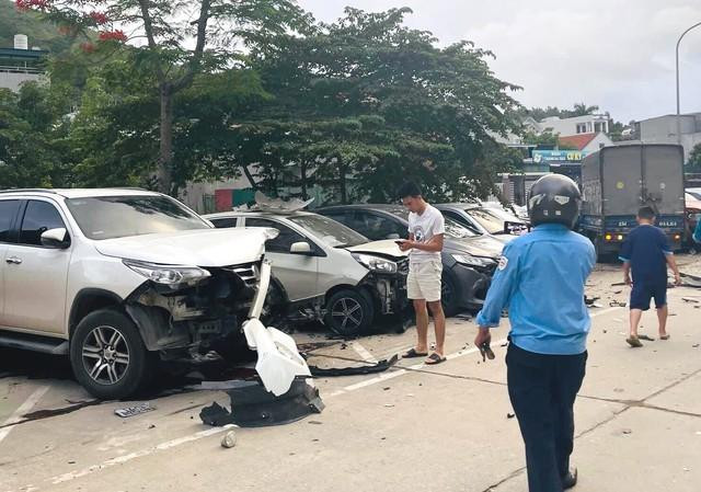 Nhiều người dân chứng kiến sự việc cho biết tài xế gây tai nạn có biểu hiện bất thường.