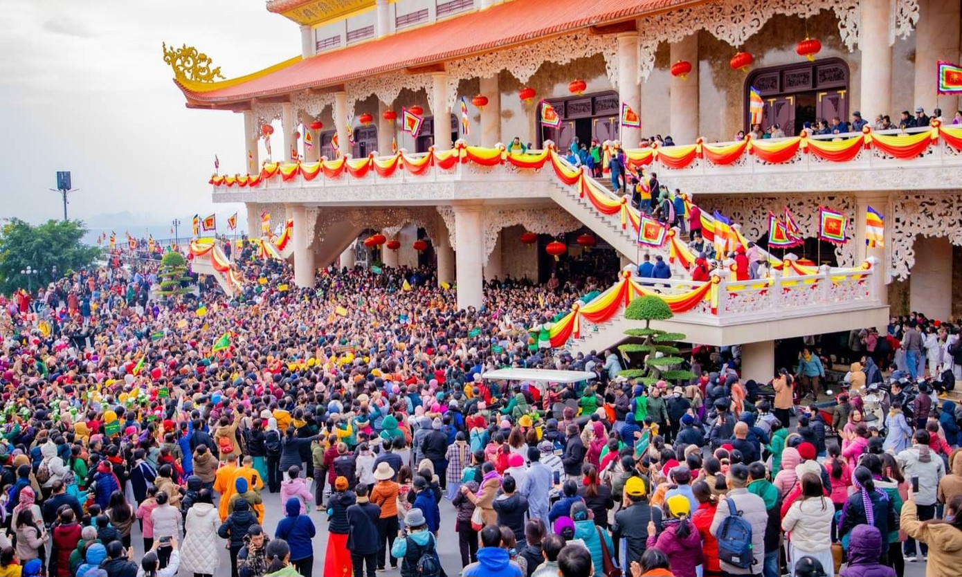 Sự kiện này được diễn ra tại chùa Ba Vàng từ ngày 23-27/12//2023.