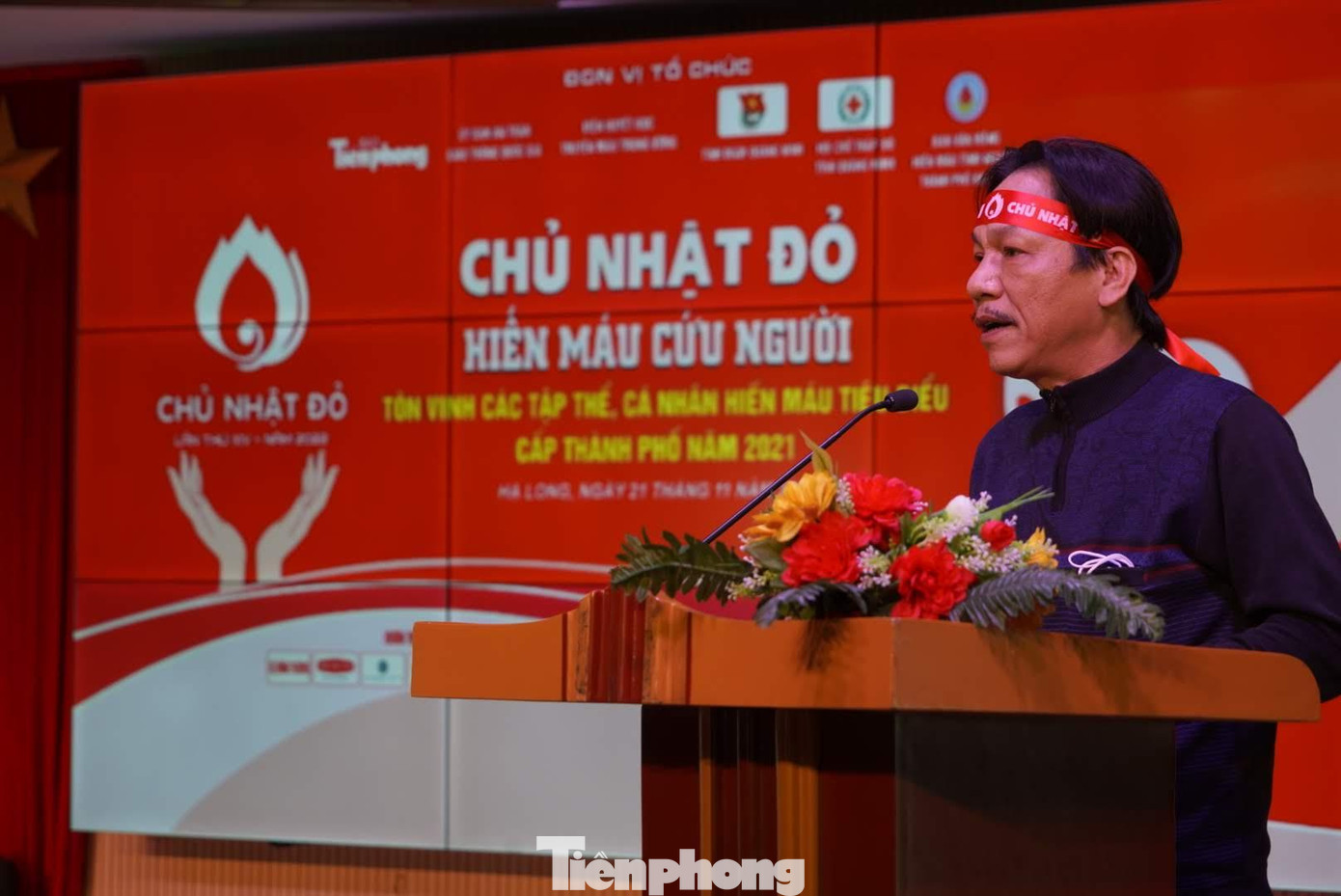 Nhà báo Lê Minh Toản, Phó tổng Biên tập báo Tiền Phong thay mặt Ban tổ chức Chủ nhật Đỏ lần thứ XIV gửi lời cảm ơn sâu sắc đến các đoàn viên, tình nguyện viên hiến máu đã hành động vì một xã hội lan tỏa tinh thần thiện nguyện.