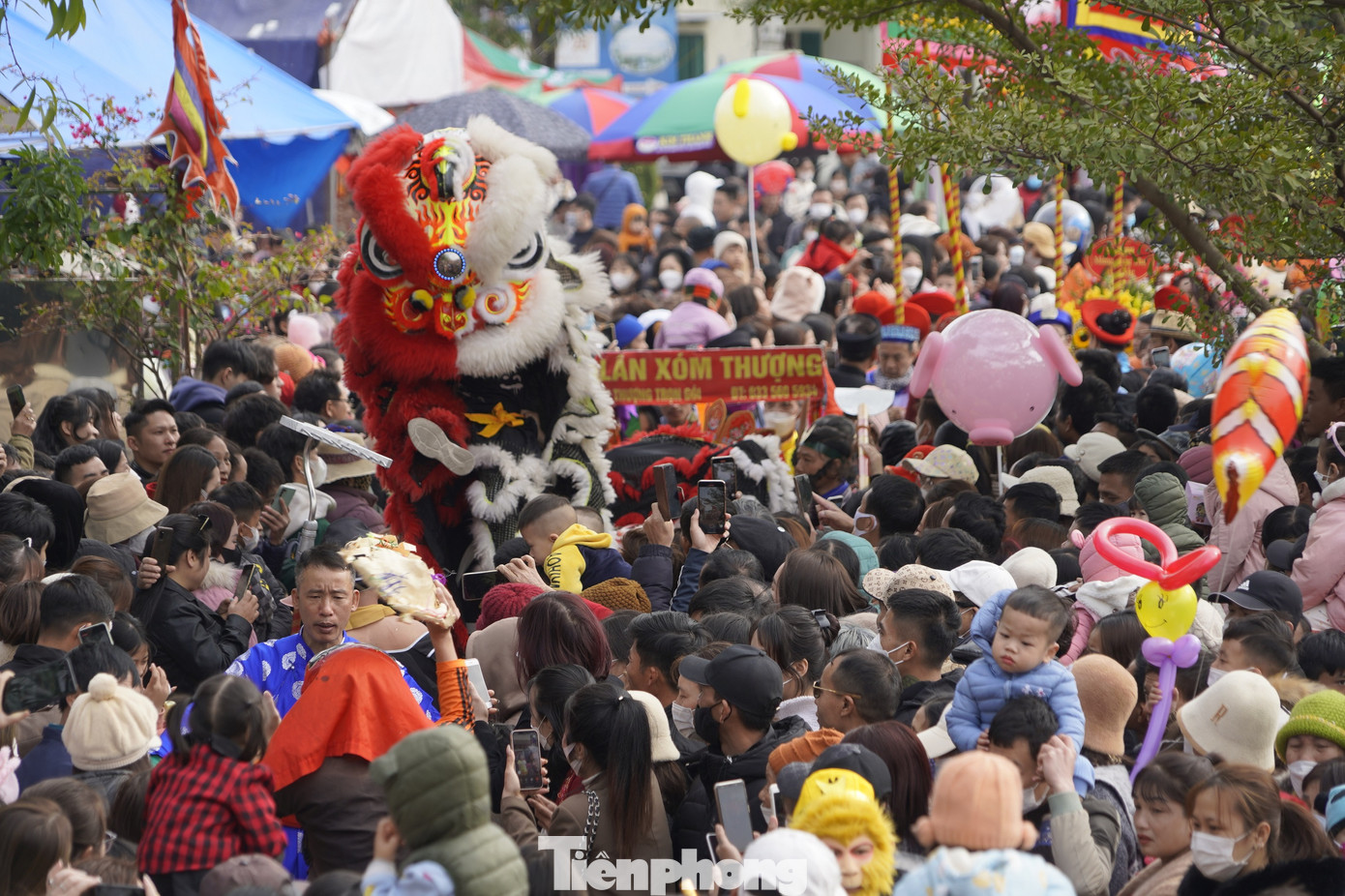Lễ hội là ngày được người dân đảo Hà Nam mong chờ nhất trong năm. Đây là dịp để con cháu báo ơn với cha mẹ, người dân báo ơn với những người có công lập đảo từ xa xưa. Lễ hội là ngày được người dân đảo Hà Nam mong chờ nhất trong năm. Đây là dịp để con cháu báo ơn với cha mẹ, người dân báo ơn với những người có công lập đảo từ xa xưa.