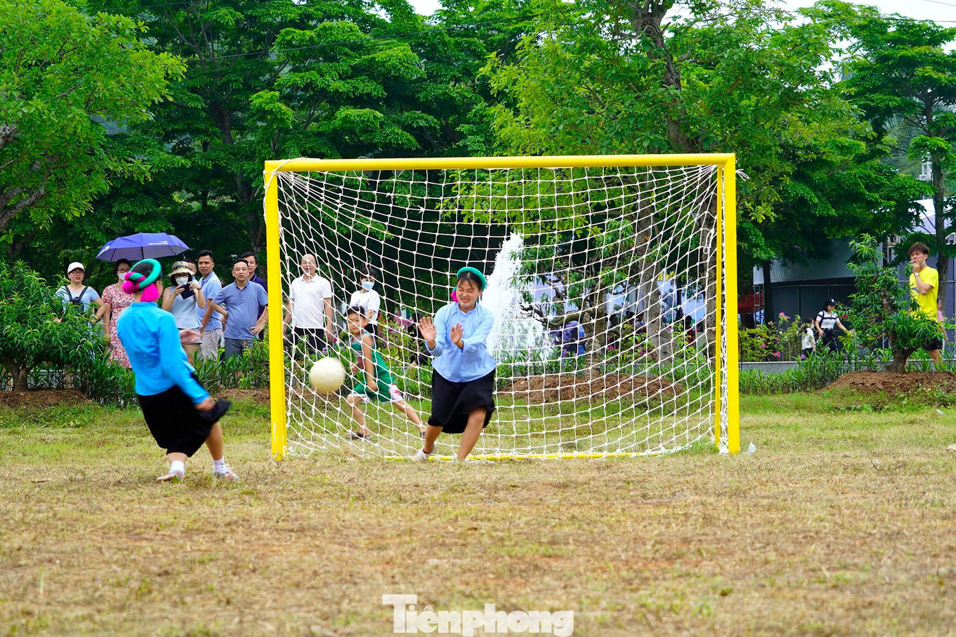 Một pha dứt điểm cận thành uy lực.